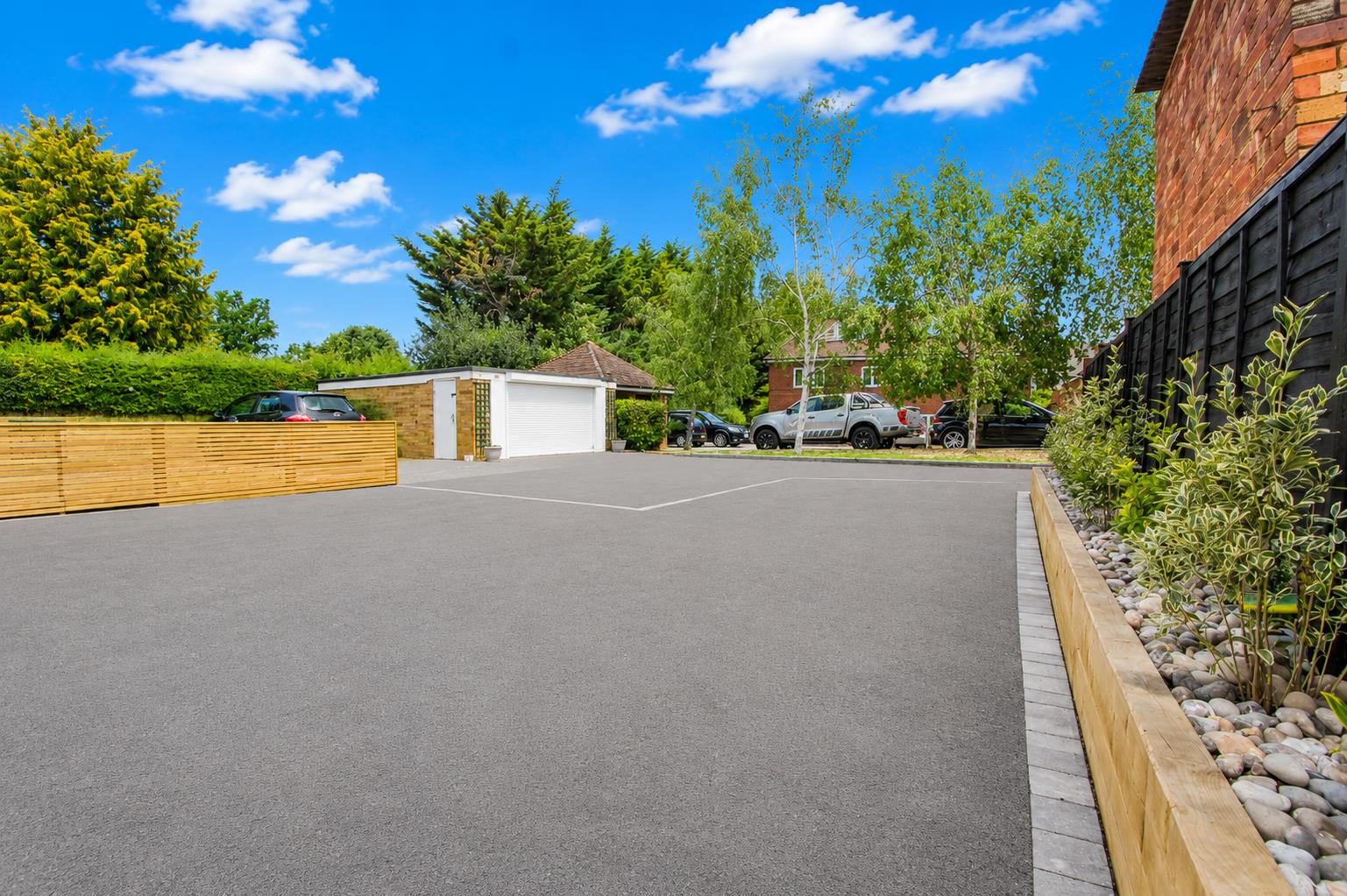Vernon Close, Epsom